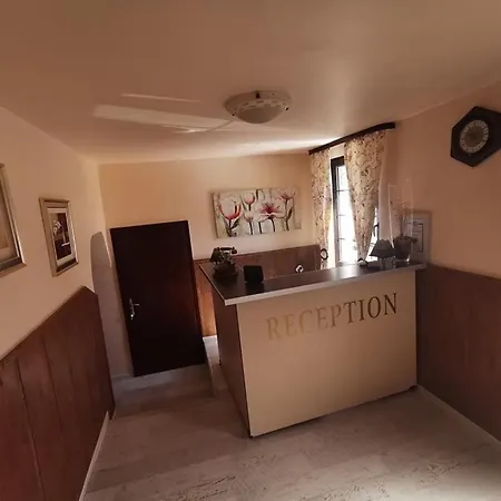 Kaliana 게스트하우스 3*