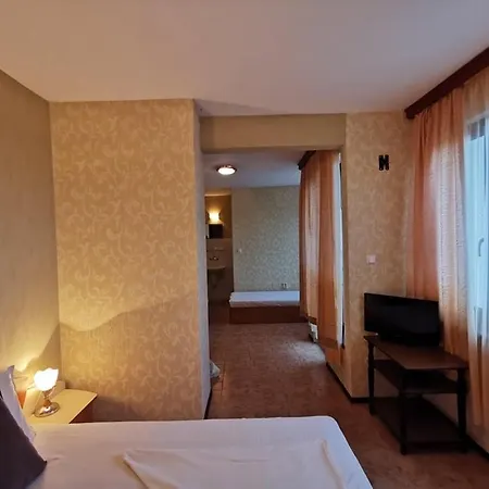 Kaliana Guest house *